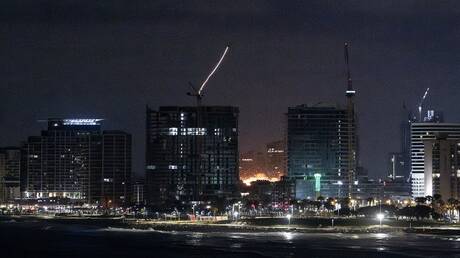 إيران تهدد بهجوم صاروخي على إسرائيل خلال ساعات