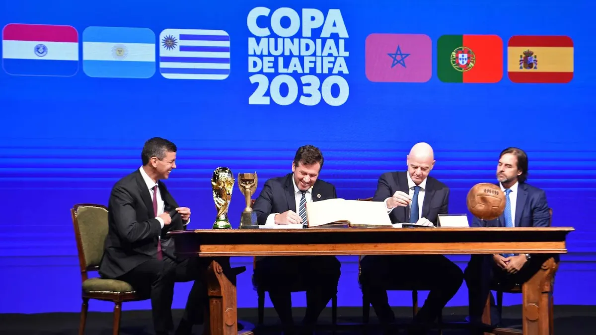 سباق استضافة نهائي كأس العالم 2030: مدريد أم الدار البيضاء؟