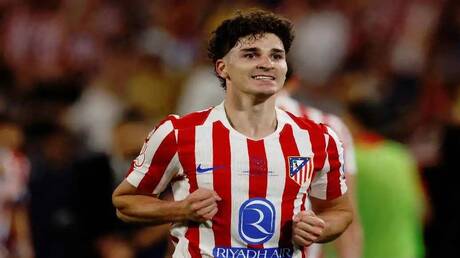 أتلتيكو مدريد يحبط برشلونة في صفقة ألفاريز