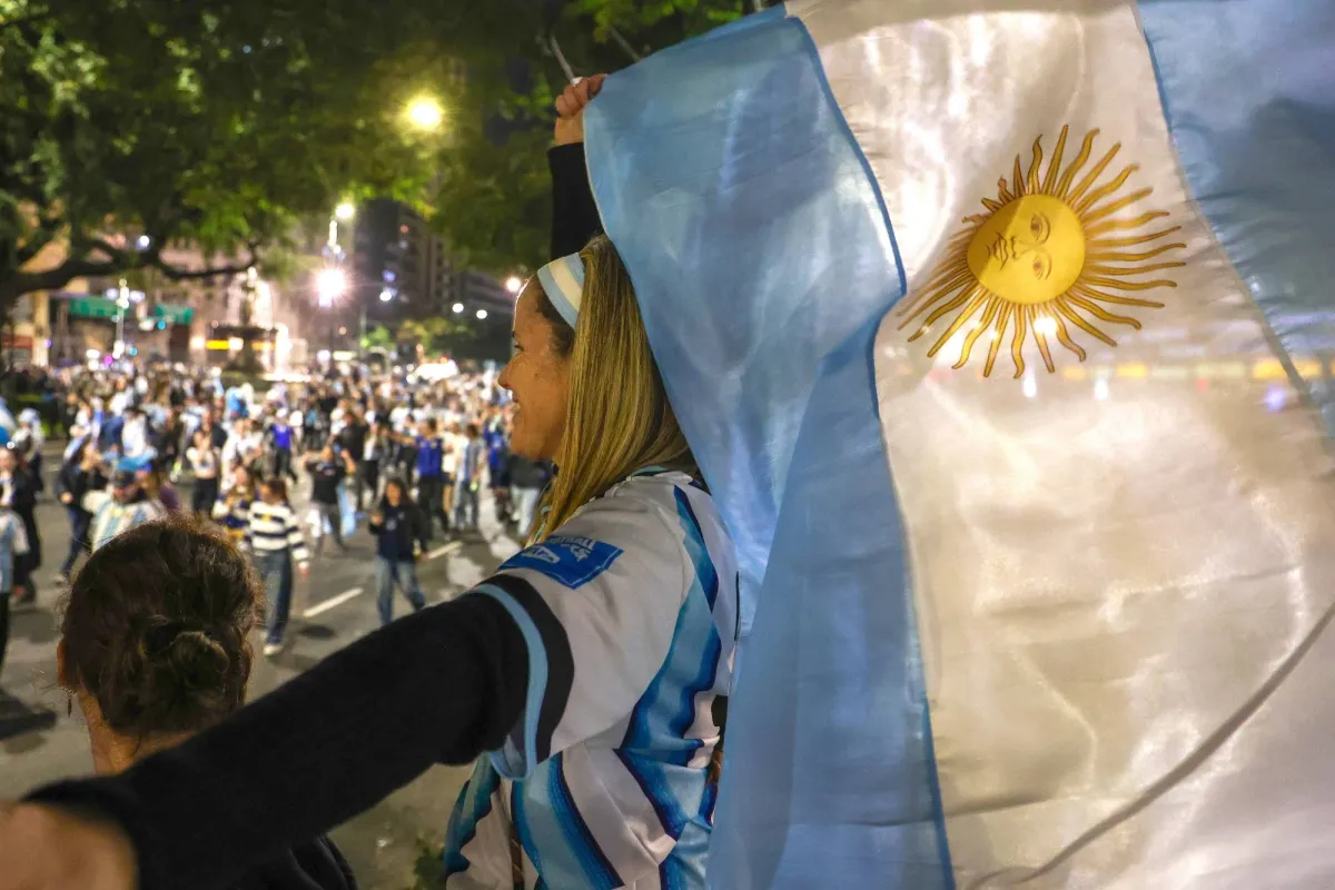 جماهير الأرجنتين تتسابق لحضور نهائي كأس العالم