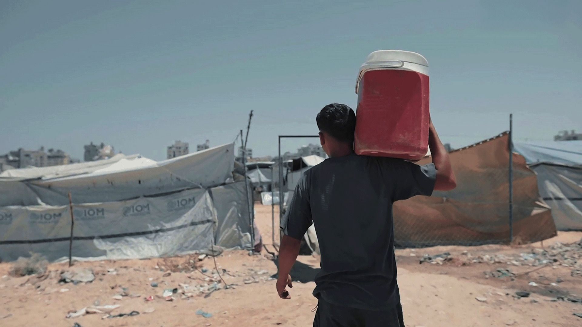غزة تواجه حرارة الصيف بوسائل مبتكرة