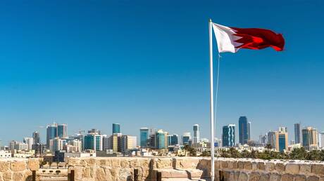 صفارات الإنذار في البحرين بعد الضربات الأمريكية على إيران