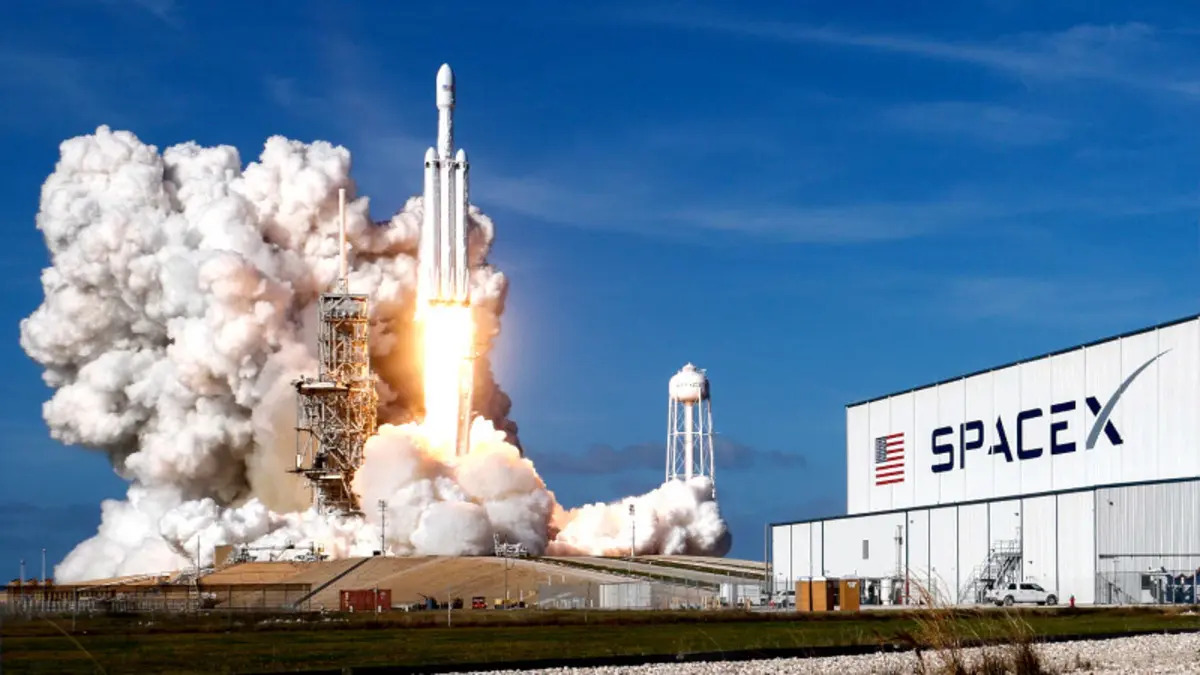 مخاطر المضاربين على طرح أسهم SpaceX