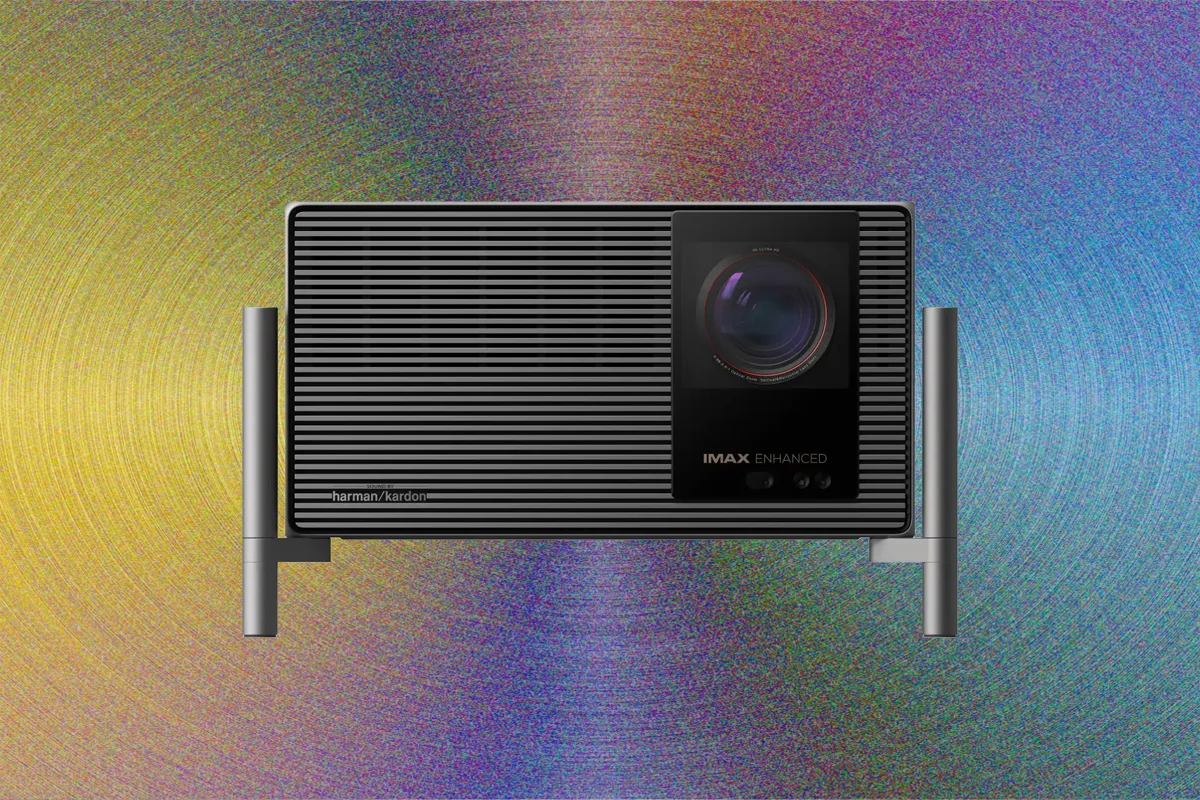 جهاز العرض Xgimi Titan Noir Max: تجربة سينمائية مميزة