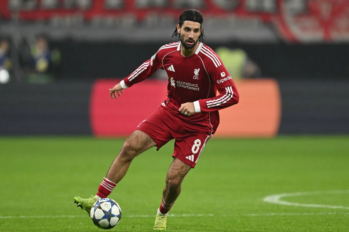ليفربول يمدد عقد سوبوسلاي حتى 2027