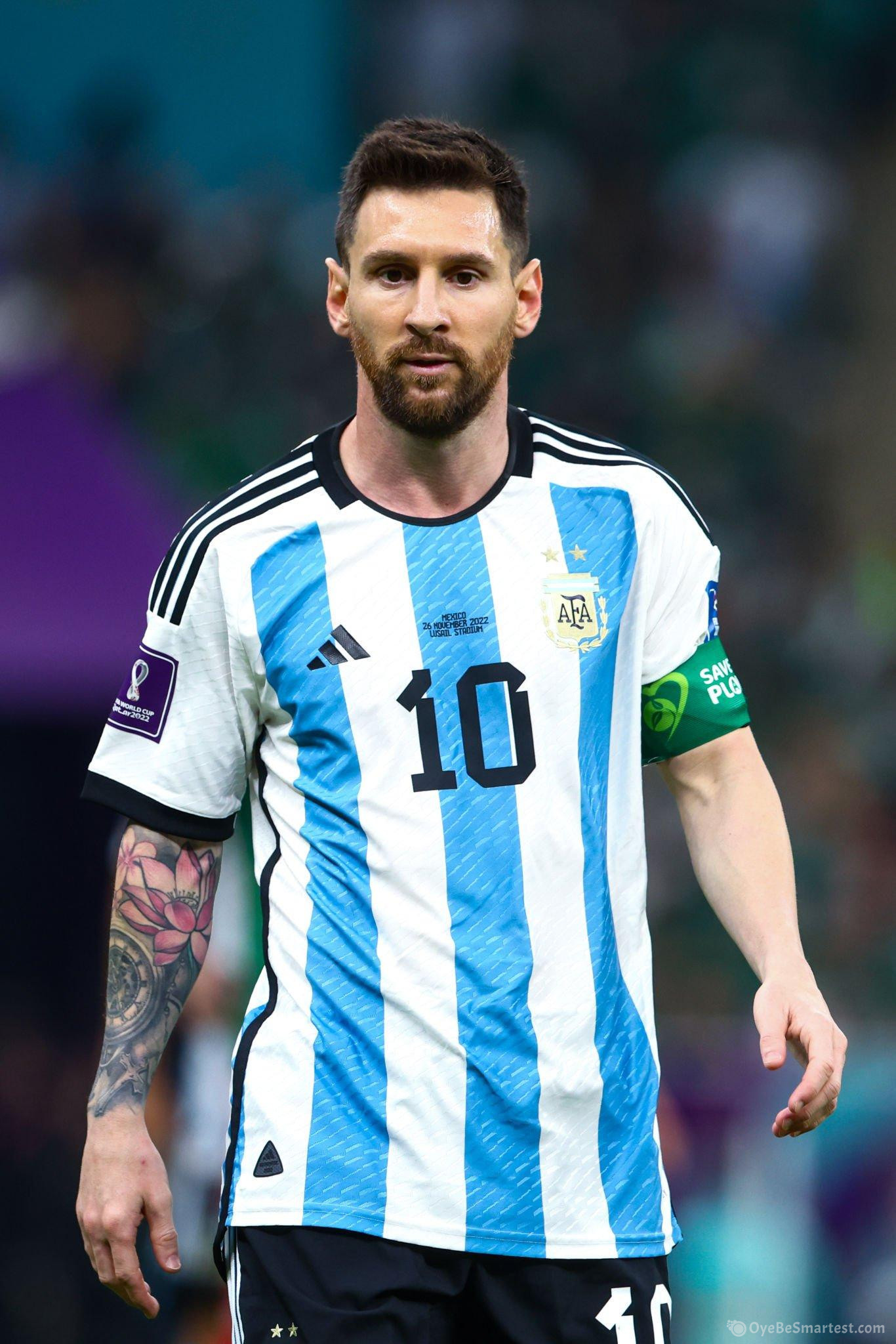ميسي يتحدث عن يامال ورسالة إلى برشلونة