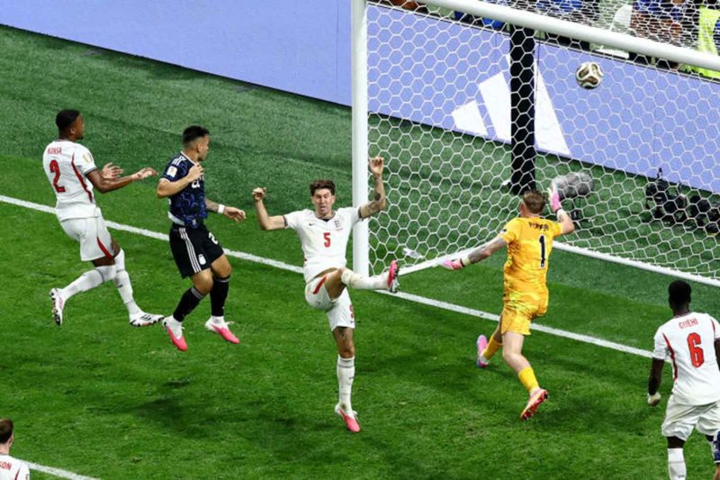 الأرجنتين تتغلب على إنجلترا في نصف نهائي كأس العالم
