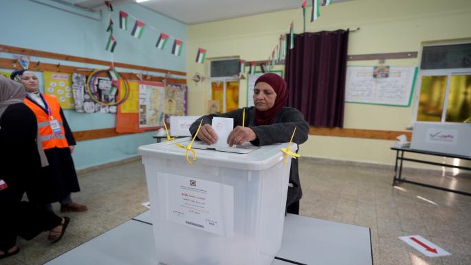 نتائج الانتخابات المحلية الفلسطينية وتأثيراتها القانونية