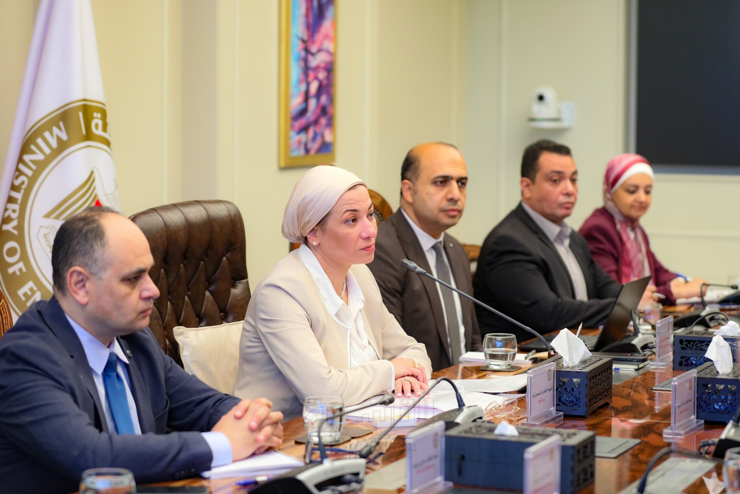وزيرتا المحلية والبيئة يتابعان حالة ضحية التعديات بكفر الشيخ