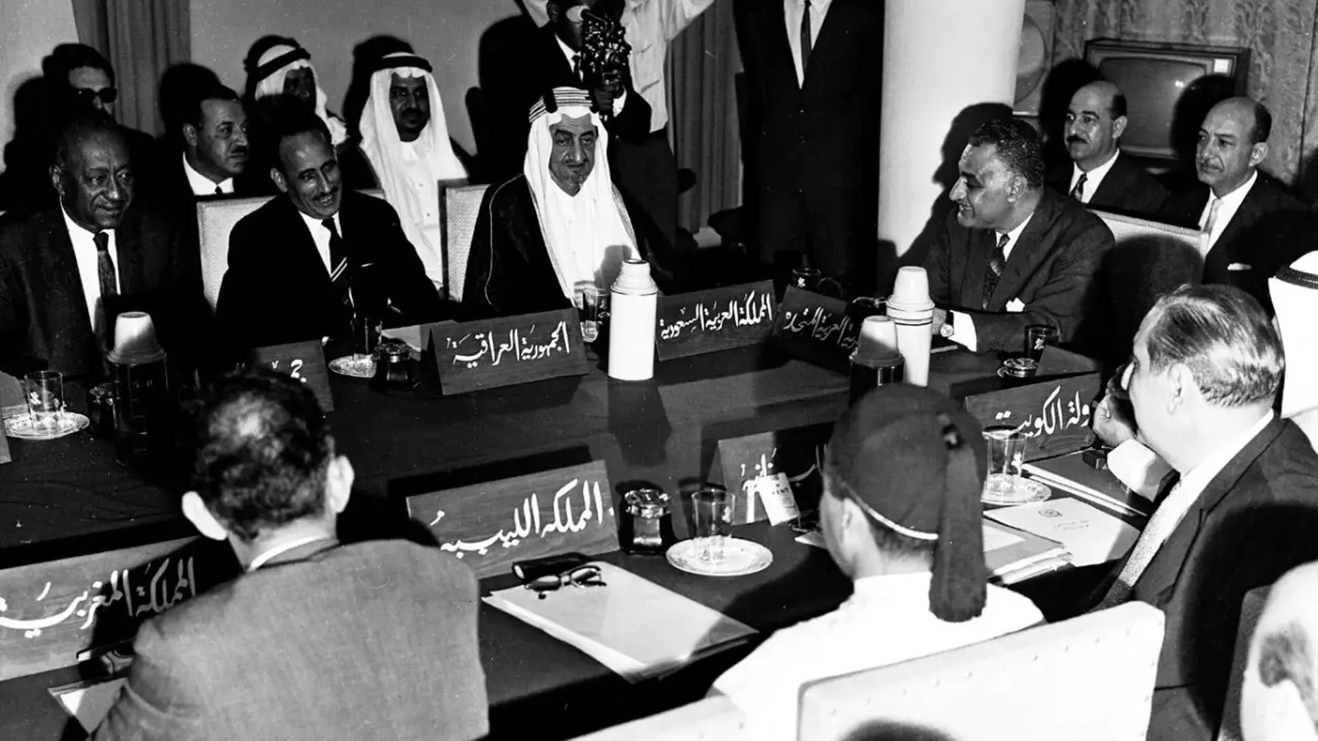 إصلاح الجامعة العربية: التحديات والفرص