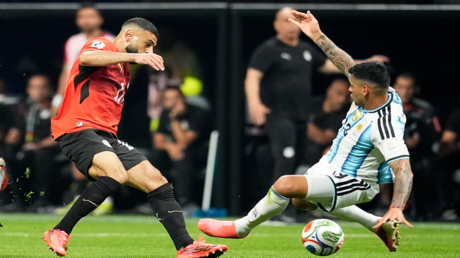 أبو تريكة ينتقد التحكيم بعد خسارة مصر في كأس العالم