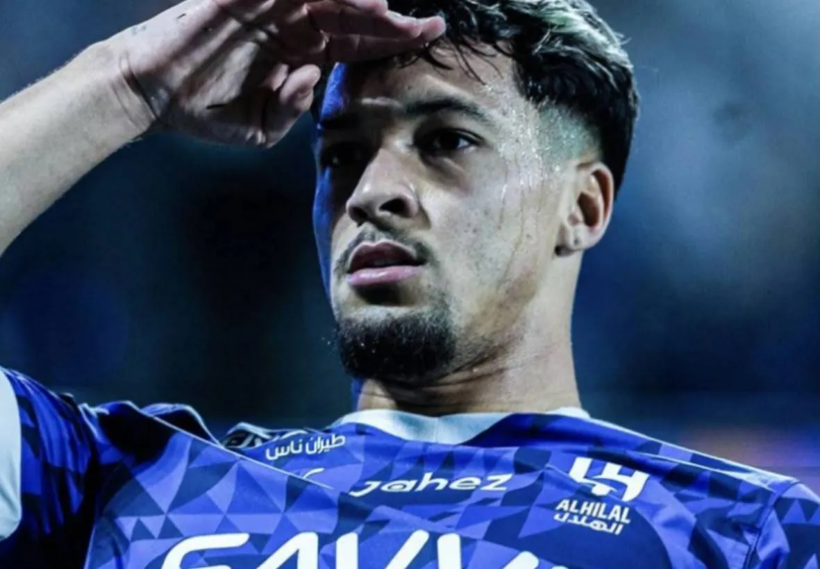 الهلال يبيع ليوناردو لأياكس الهولندي بعد موسمين