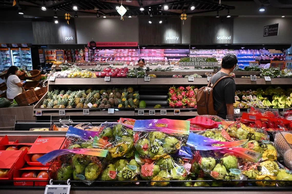 متاجر FairPrice تدعم الموسيقى المحلية في سنغافورة