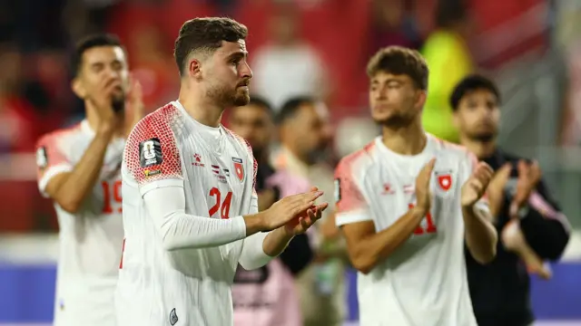 منتخبات عربية تبدأ كأس العالم بخسارات مؤلمة
