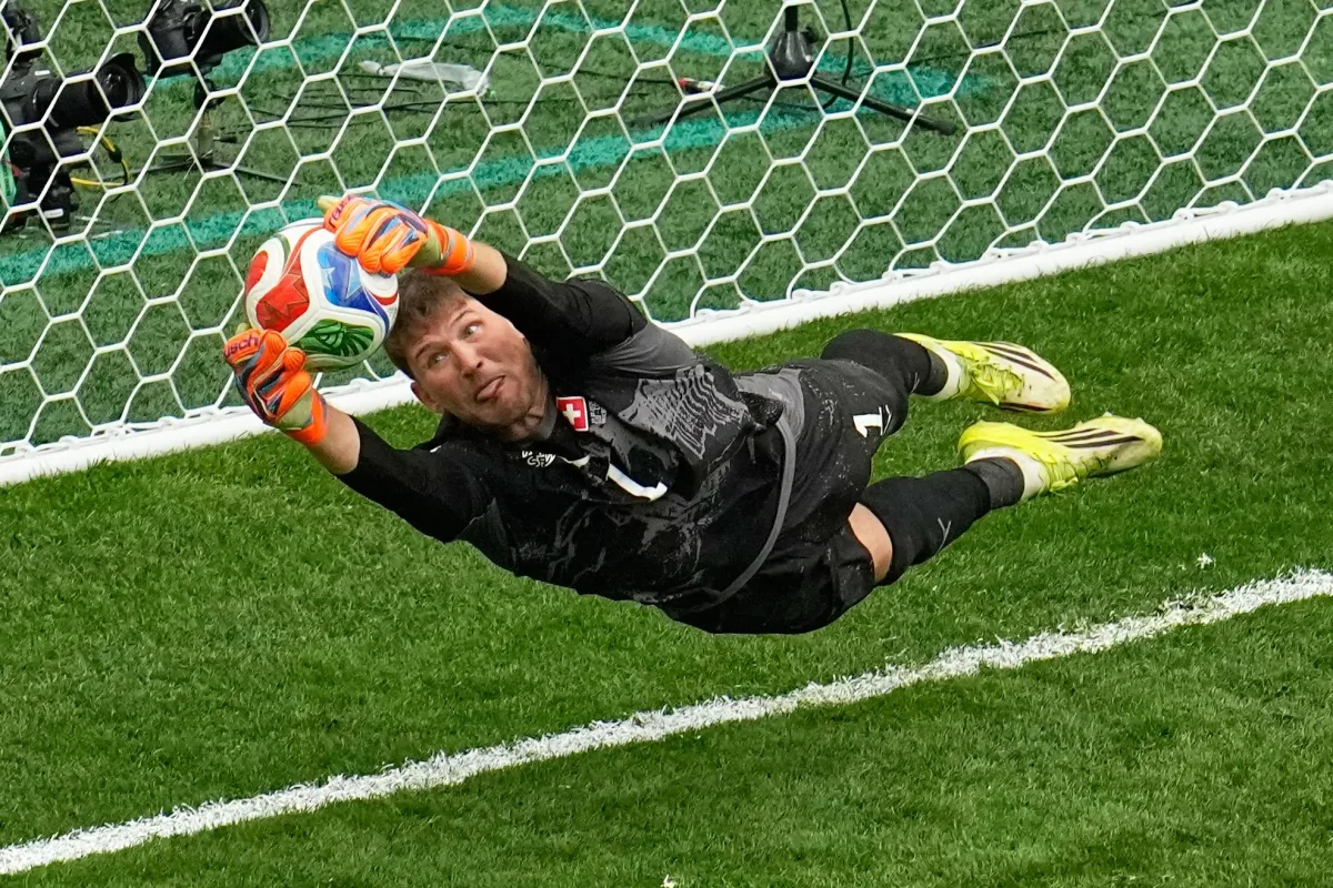تألق كوبيل يقود سويسرا لربع نهائي كأس العالم 2026